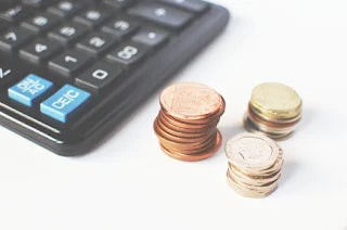 
4 Ways that Business Self-Storage Can Help You Improve Your Bottom Line
